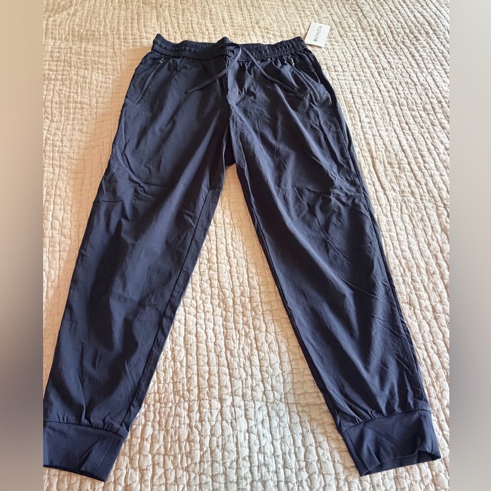Athleta Trekkie North Jogger- Navy, L NWT.
